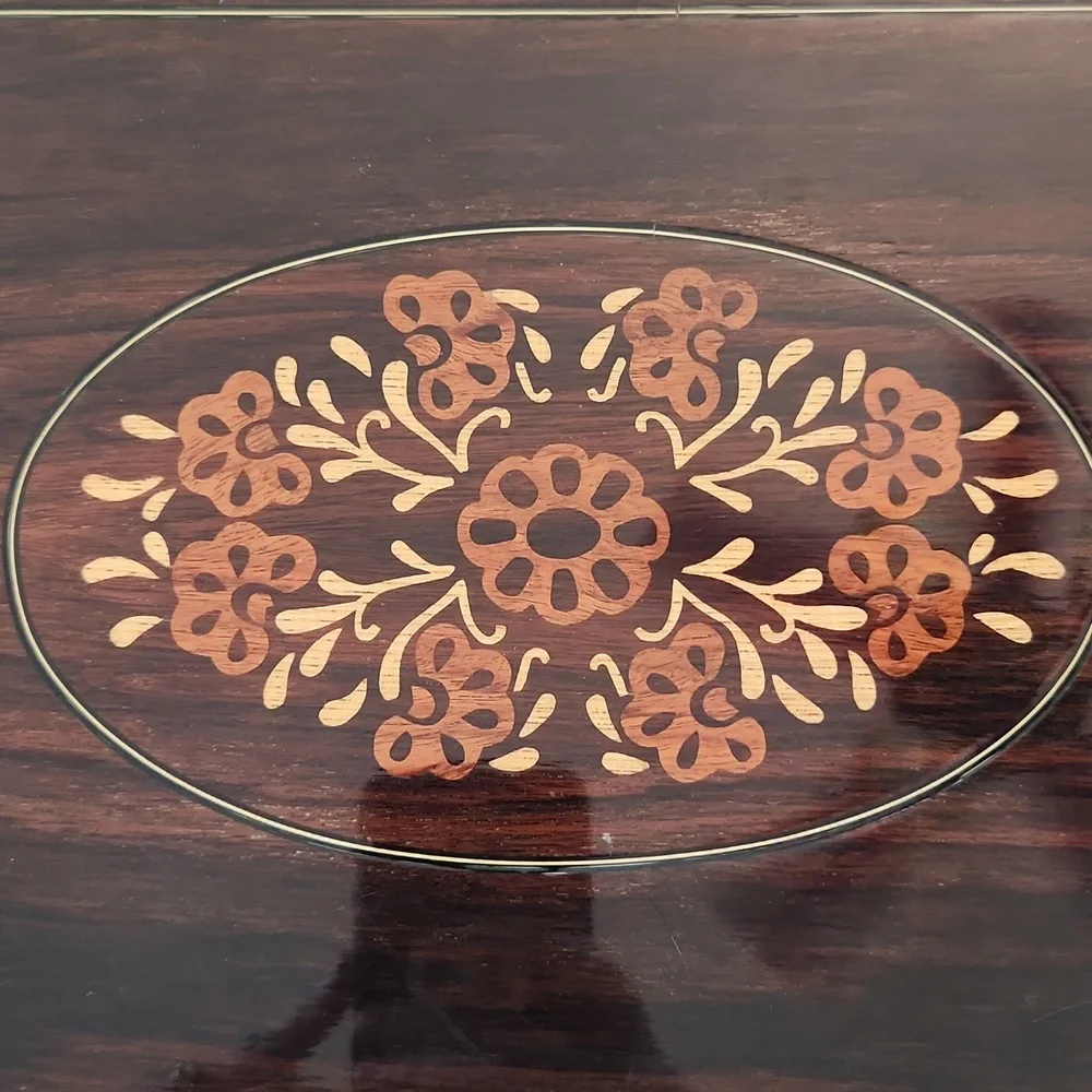 London Leather‎ Wooden Jewelry Box with Floral Inlay